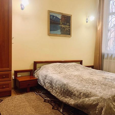 לבוב Apartament-Minihotel Elpida מראה חיצוני תמונה