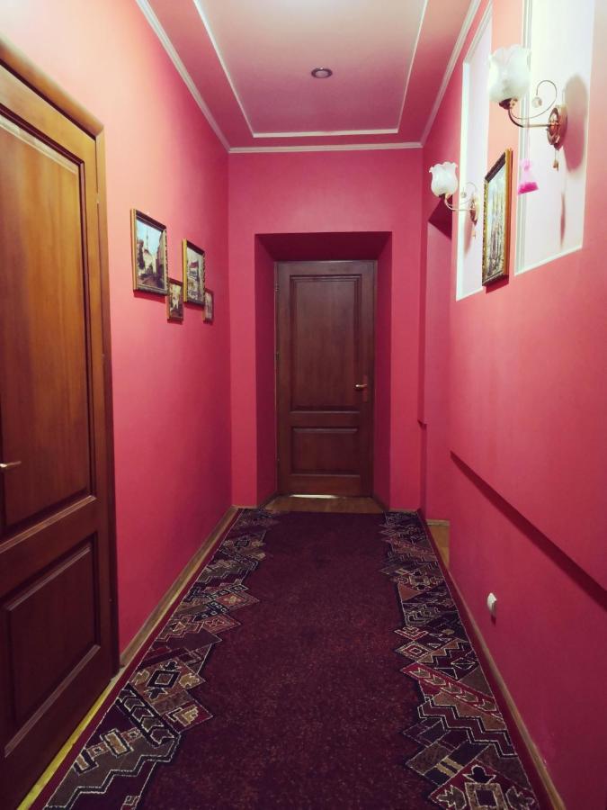 לבוב Apartament-Minihotel Elpida מראה חיצוני תמונה