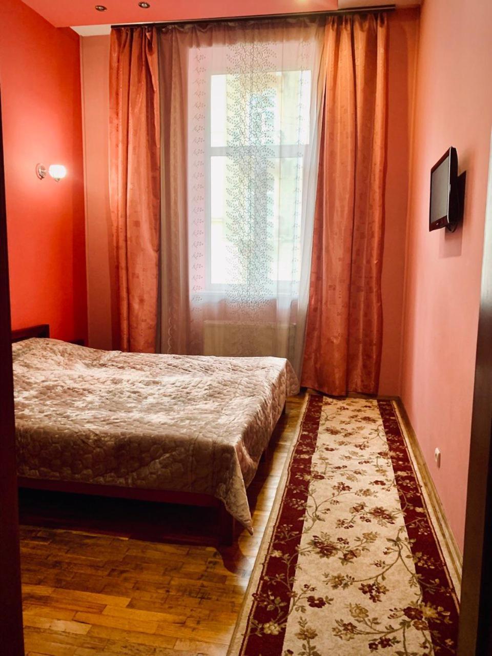 לבוב Apartament-Minihotel Elpida חדר תמונה